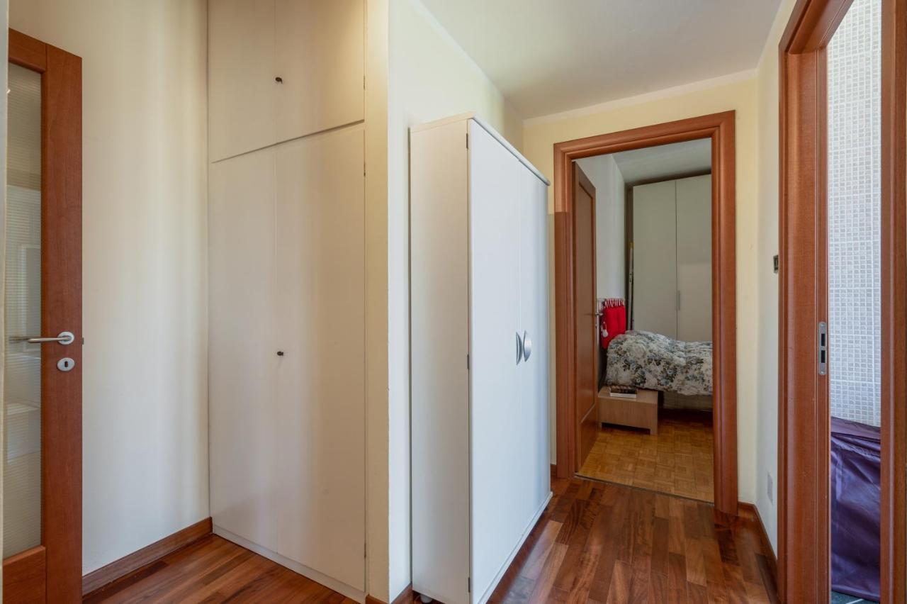 Oltretorrente Ampio Appartamento Con Balconi Parma Exterior foto